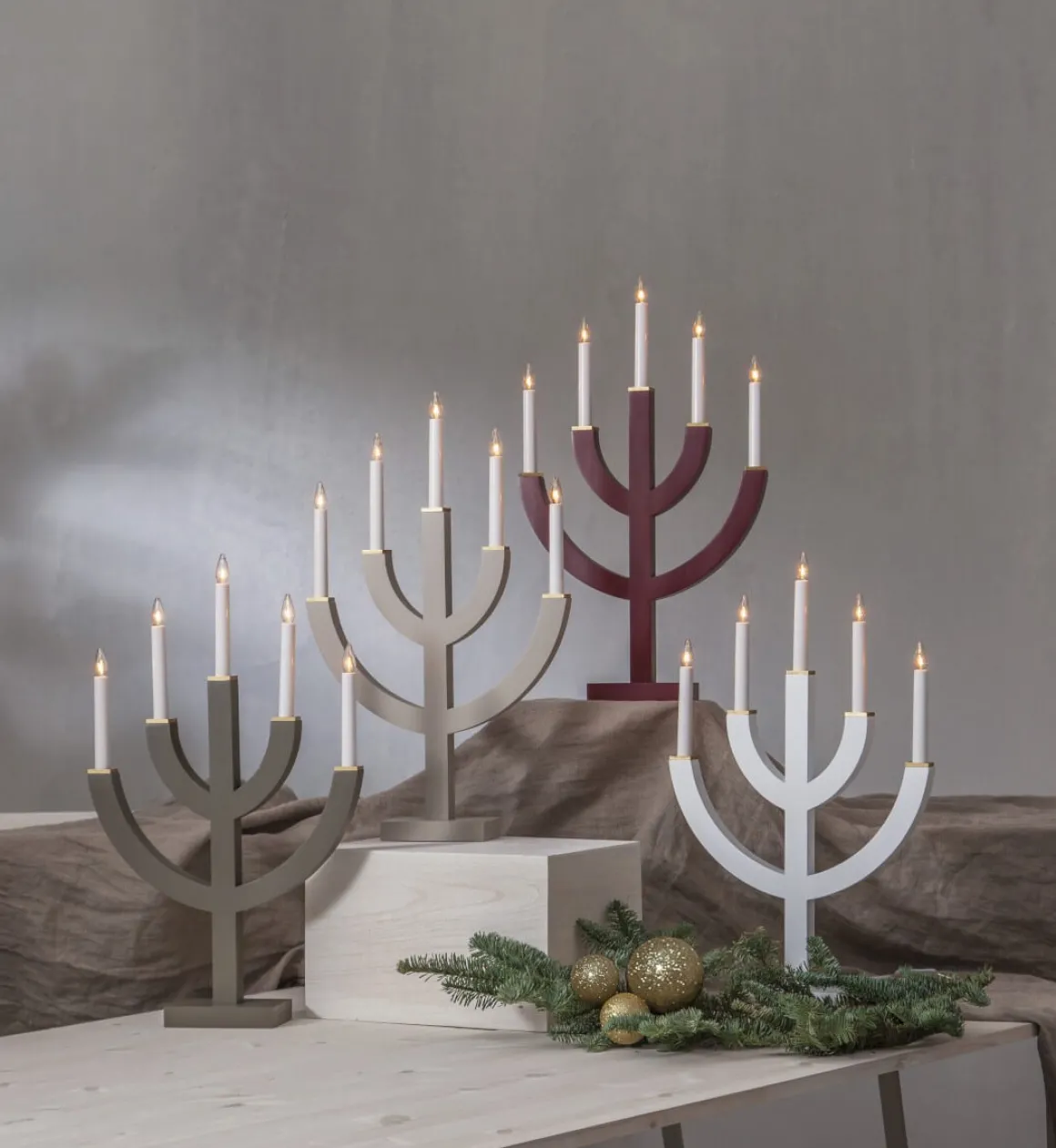 ANNO Ljusstake 5L 59cm Röd