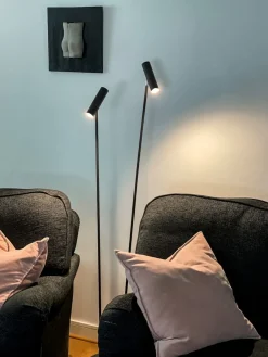 ARTIC Golvlampa LED Dubbel 137cm Svart/Krom