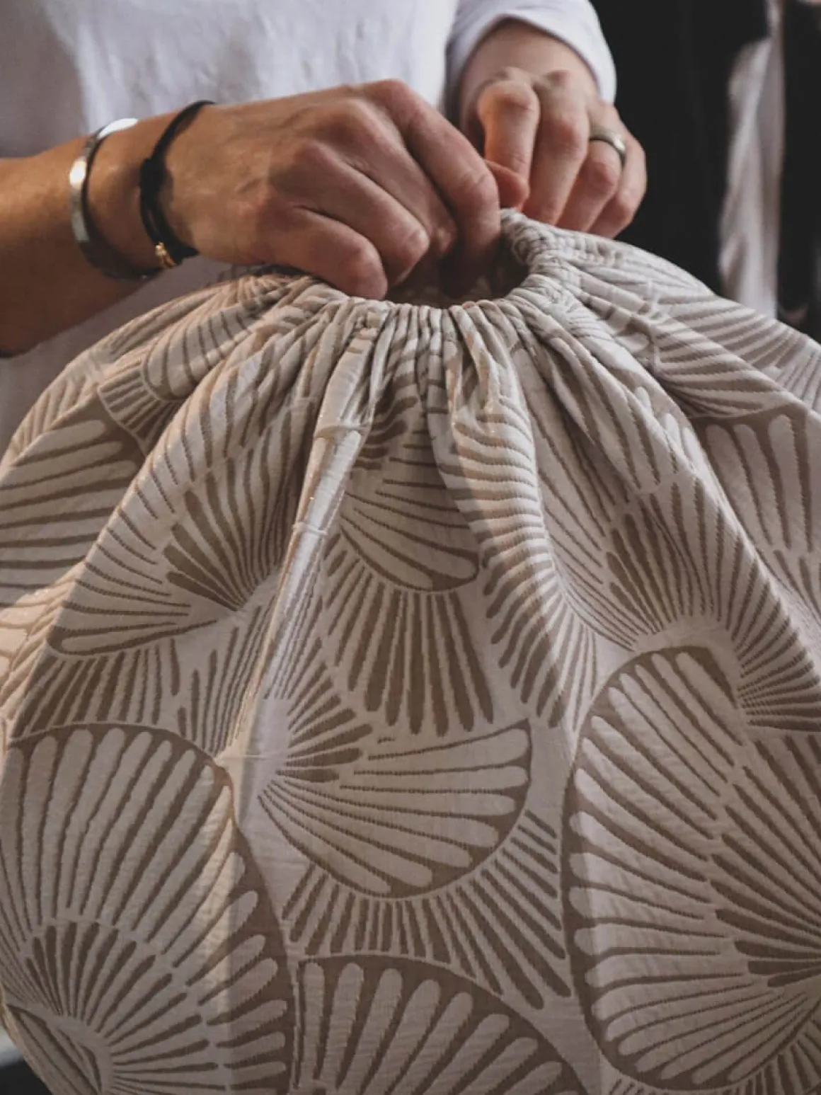 AWARE Juni Takskärm 40cm Svart/Vit