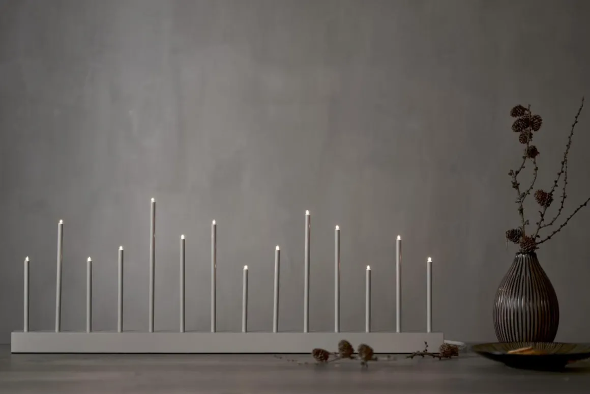 BUZZ Ljusstake 14L 77cm Beige