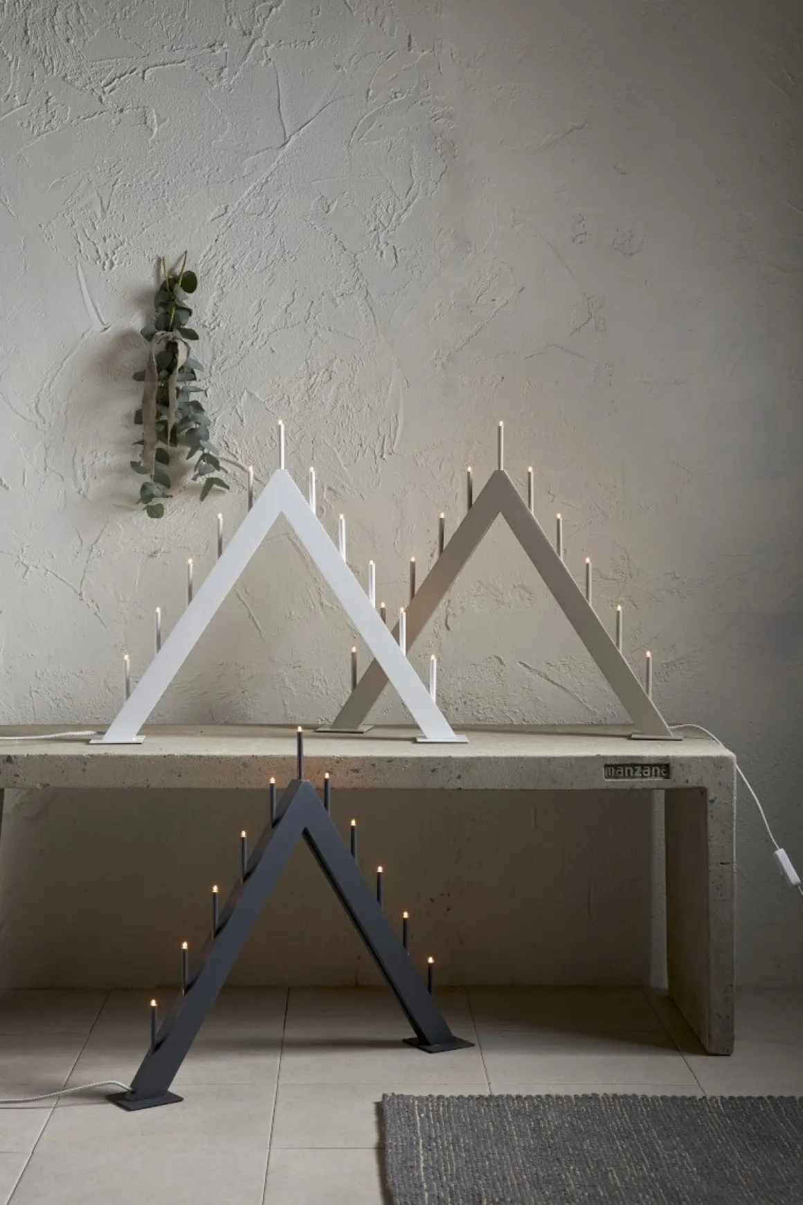 BUZZ Ljusstake 11L 50cm Elefantgrå