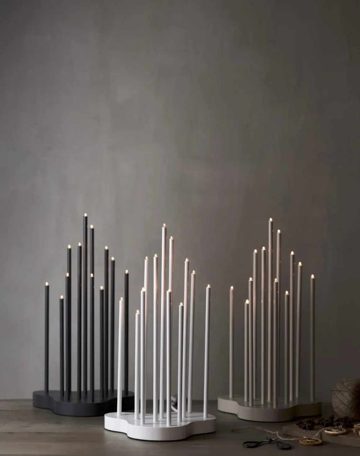 BUZZ Ljusstake 12L 43cm Grå