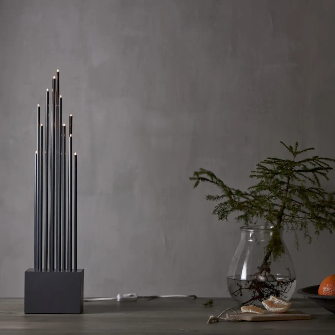 BUZZ Ljusstake 12L 65,5cm Grå