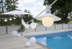 CONNECTA E27 Ljusslinga Extra 7,35m IP44 Vit