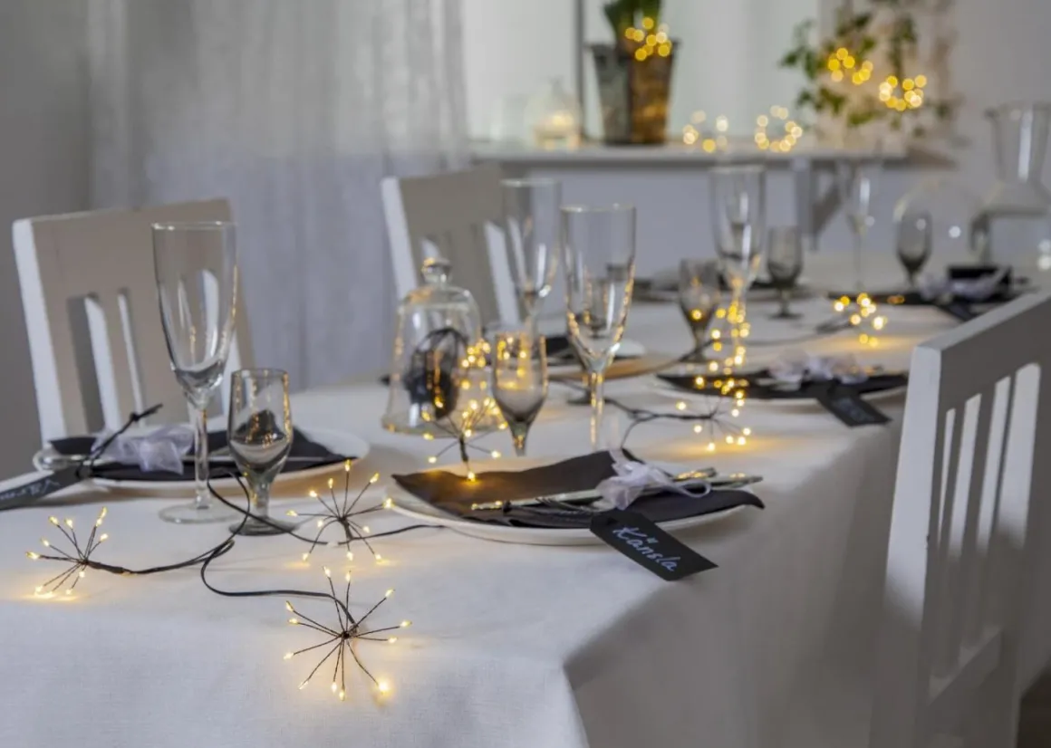 DEW DROP FLOWER Batterislinga 96L 2,1m Svart/Varmvit IP44