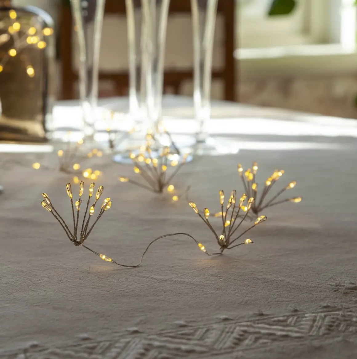 DEW DROP Ljusslinga Batteri 1,4m 120LED Varmvit/Silver