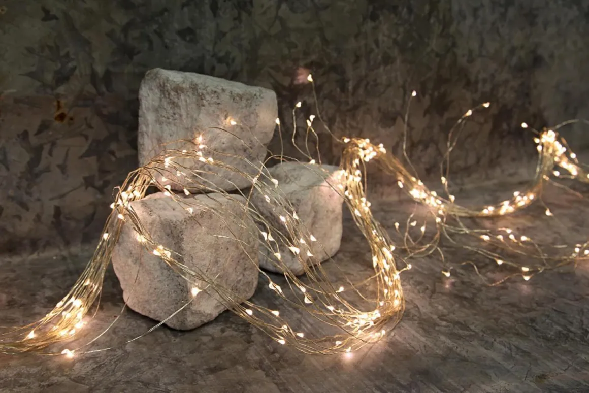 DEW DROP Ljusslinga 2m 360LED Daylight/Silver