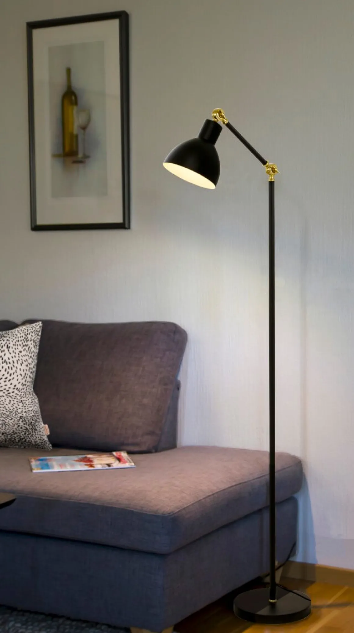 DUBLIN Golvlampa 140cm Svart/Matt Mässing