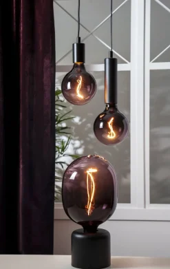 E27 DesignGlob 17,5cm Dimbar 4W 1600K 70lm Rosa LED-Lampa