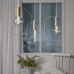 E27 Glob125 Dimbar 2.5W 1800K 90lm Klar LED-Lampa