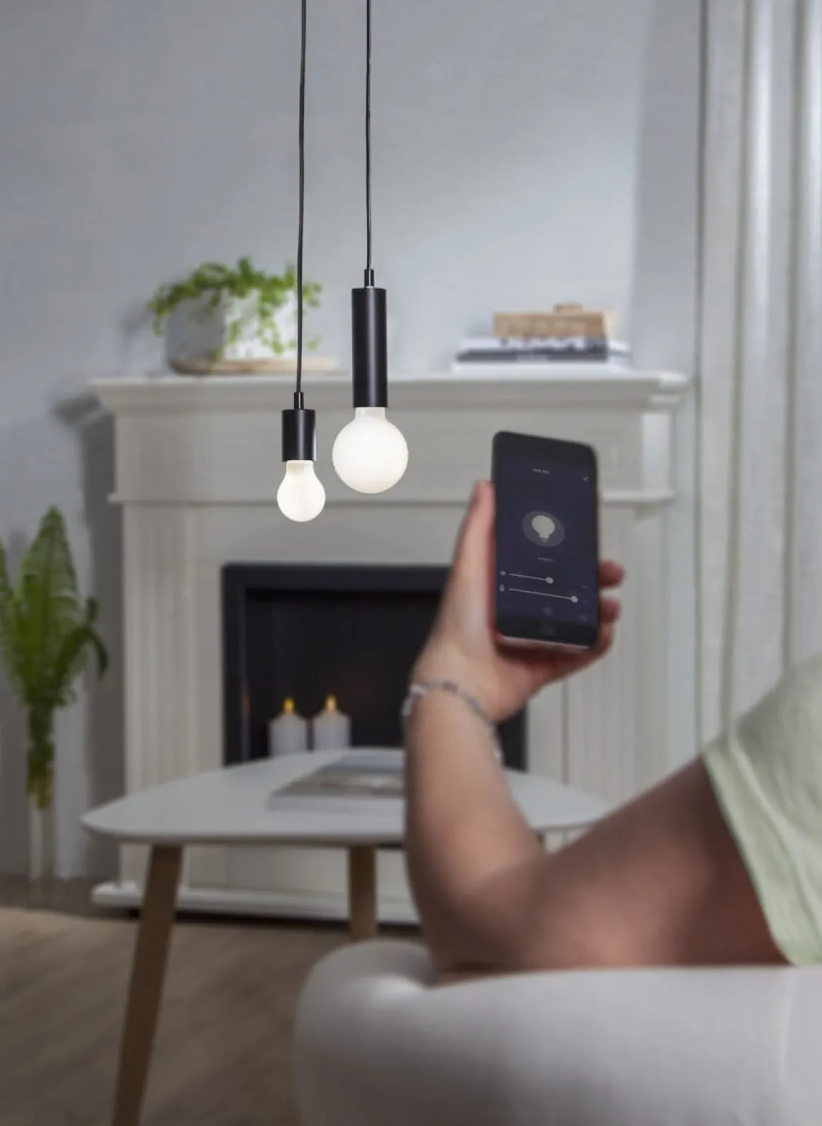 E27 Glob95 Smart Dimbar Sensor 7W 2700-6500K 806lm Opal LED-Lampa