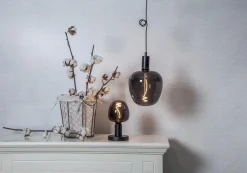 E27 Glob125 2W 2200K 40lm Svart LED-Lampa