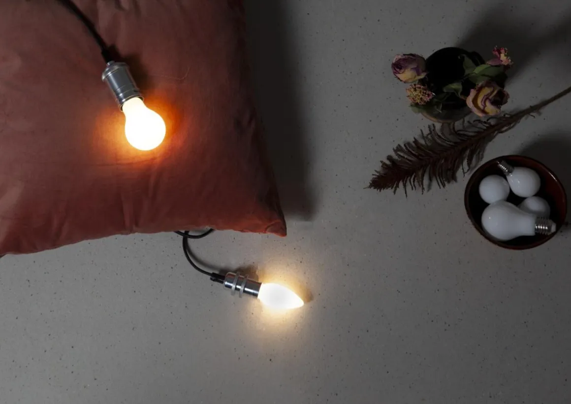 E27 Opal Ra90 Normal 3W 2700k 250lm LED-Lampa