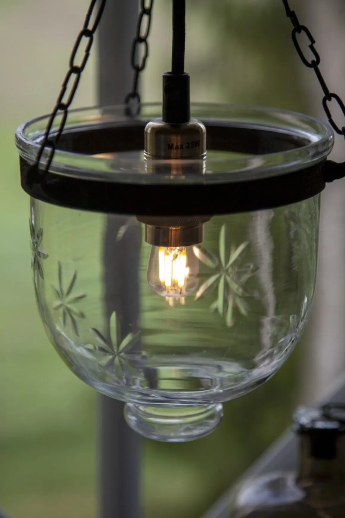 E14 Päron 3-steg Dimbar Minne 2.5W 3000K 250lm Klar LED-Lampa