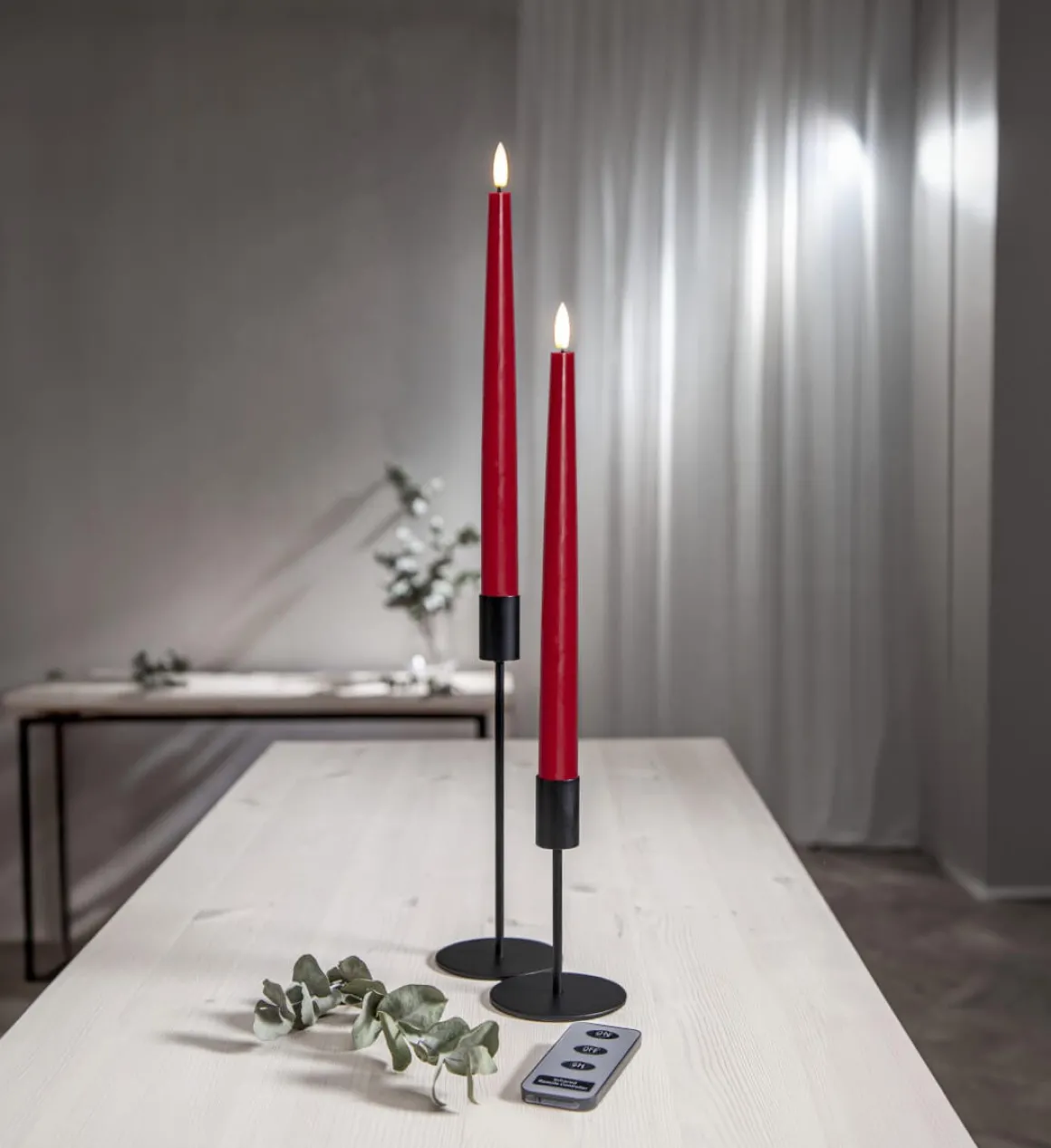 FLAMME SLIM LED-Antikljus 2-pack 28 cm Röd