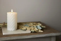 FLAMME SWIRL LED-Blockljus 15cm Vit