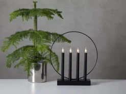 GLOSSY Träljusstake 32cm Svart