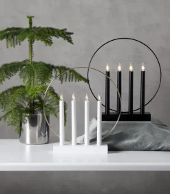 GLOSSY Träljusstake 32cm Svart