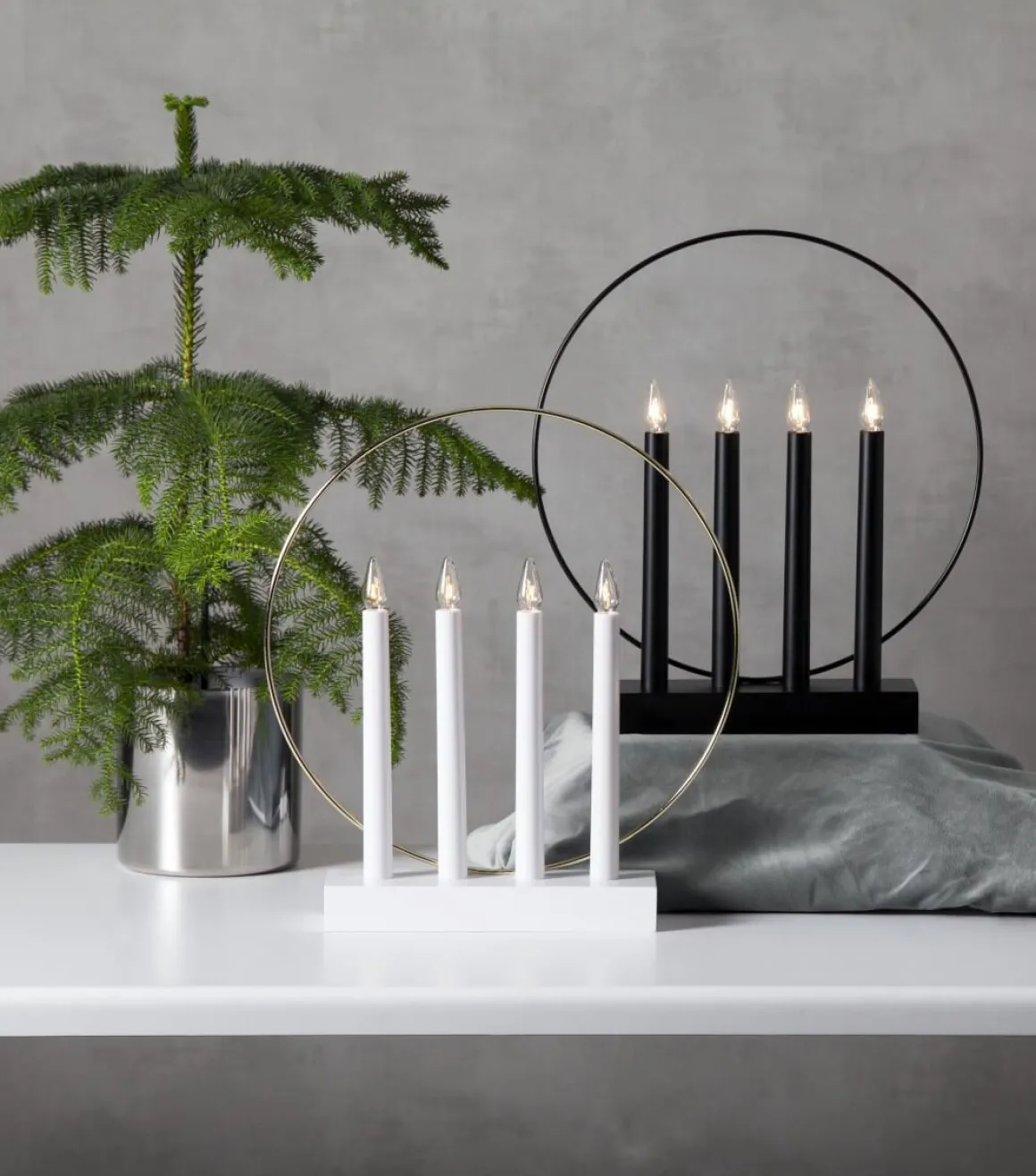 GLOSSY Träljusstake 32cm Vit