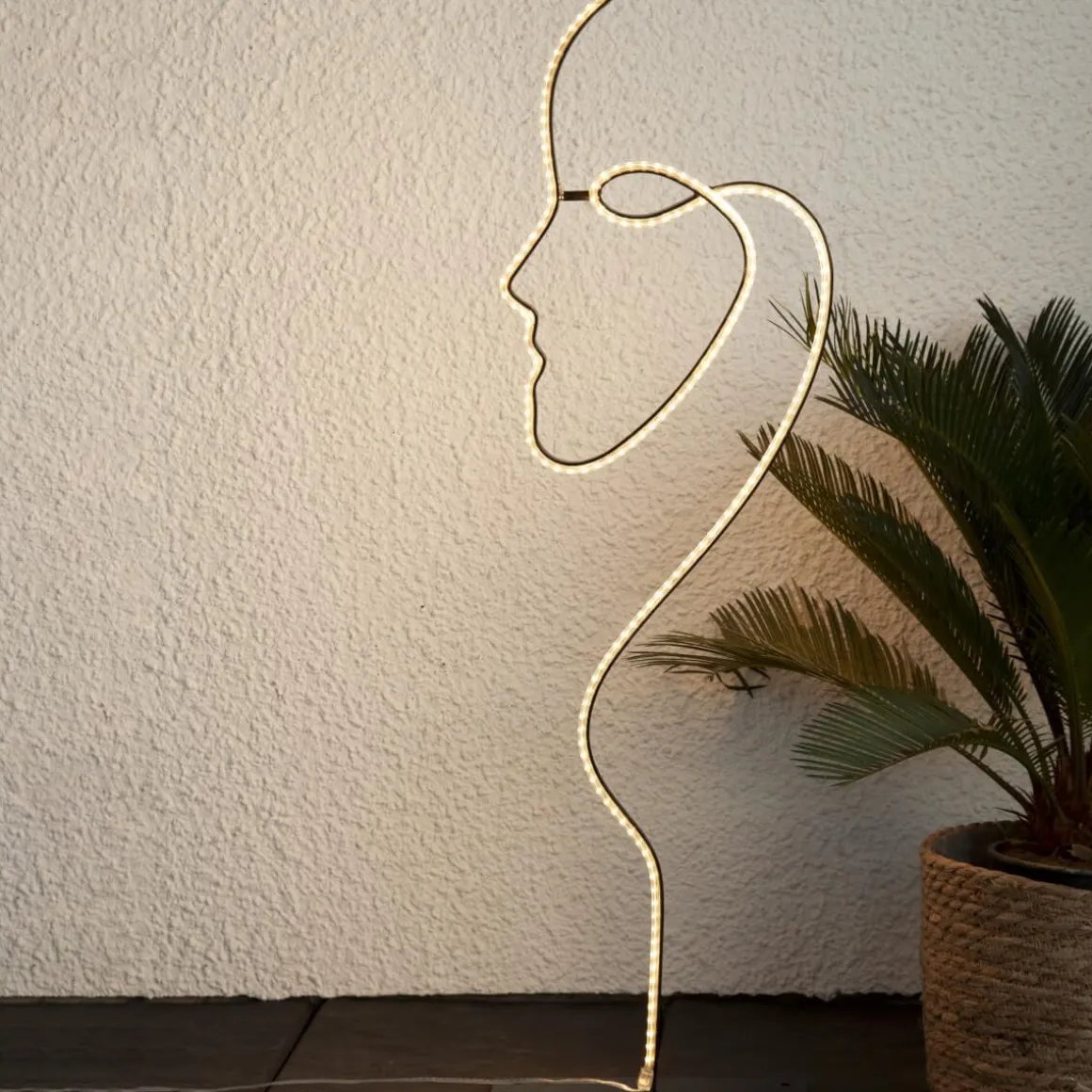 GRAFICO Siluett 88cm Svart IP44