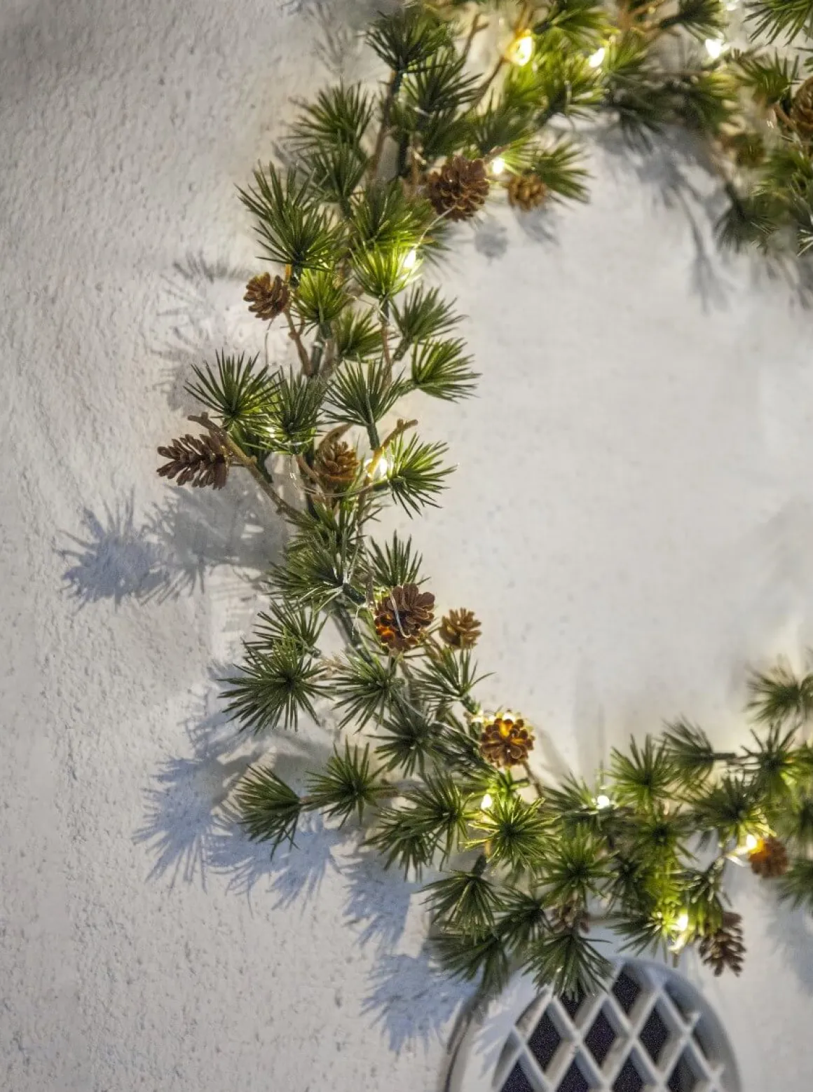 LARIX Krans Batteri 40cm 30LED Grön