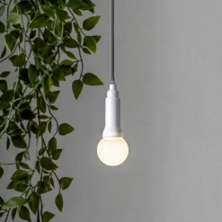 LIGHTY Lampupphäng Utomhus 750cm Svart/Vit