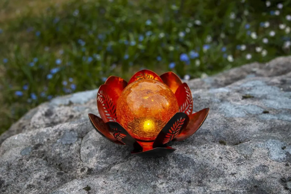 LILLY Solcellsdekoration 24cm Amber