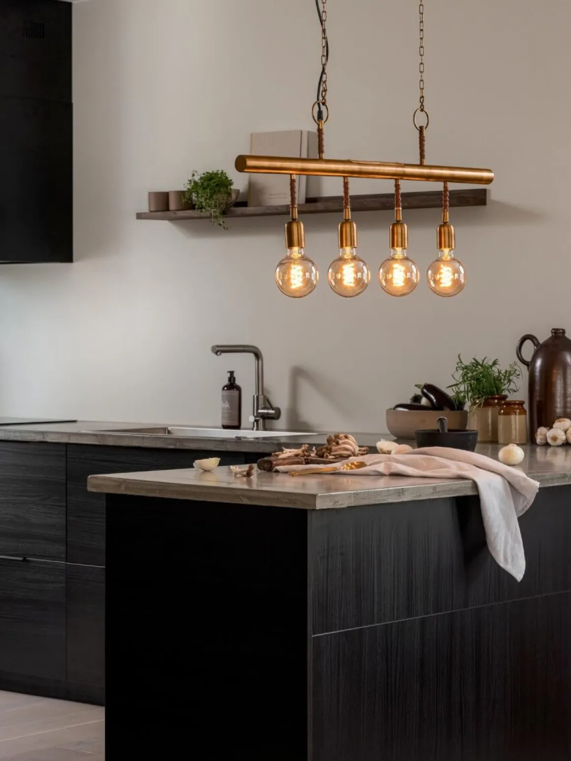 NORA Takpendel 4L 130cm Antikmässing