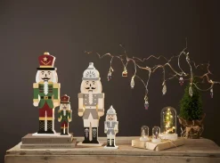 NUTCRACKER Ljusslinga Batteri 1,8m 10LED Varmvit/Flerfärgad