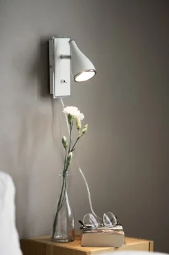 POLLUX Väggspot Vit/Krom