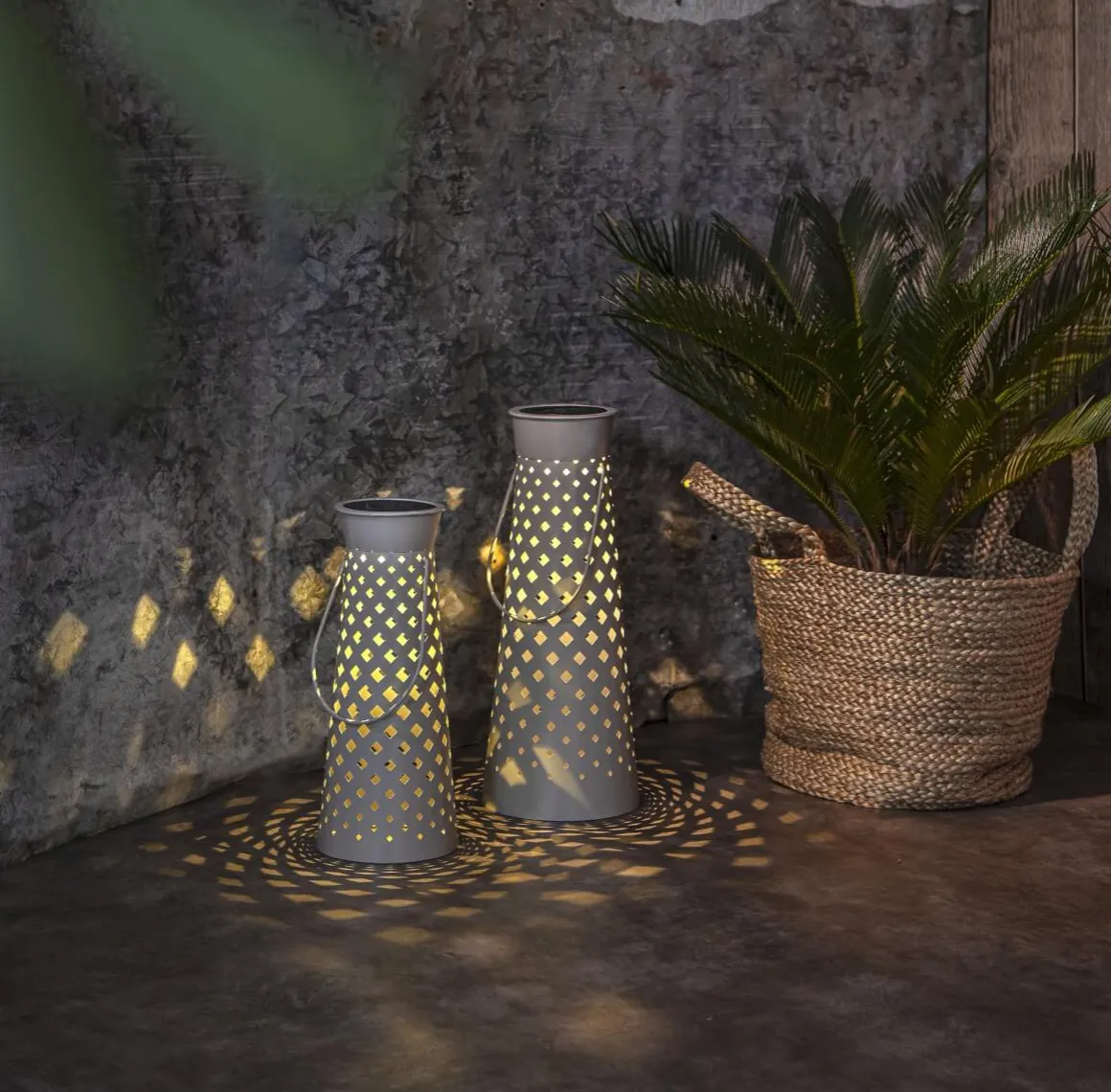 ROMBY Solcellslykta 38,5cm Grå