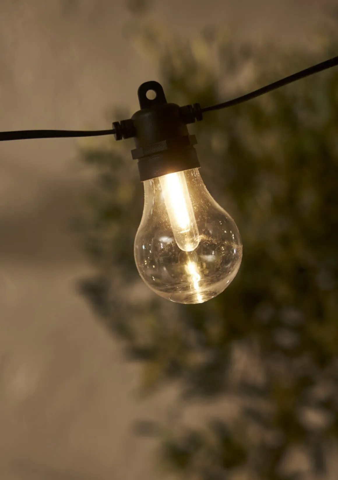 SELECTA Ljusslinga 13,6m 18LED Varmvit/Svart