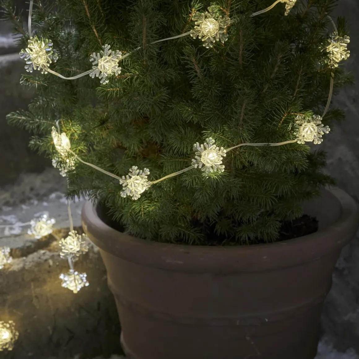 SNOWSTAR Ljusslinga Batteri 2m 20LED Varmvit/Klar