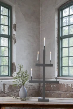 STORM Träljusstake 118cm Grå