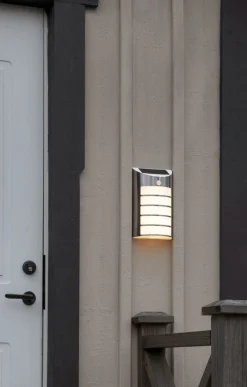 WALLY Vägglykta Solcell Sensor 26,5cm Silver